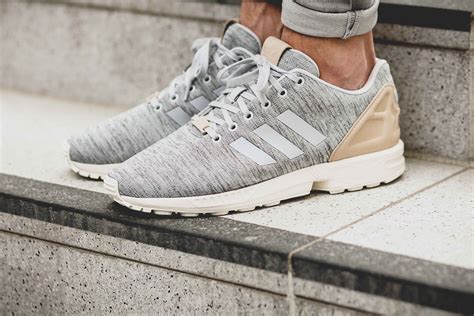 Amazon.com: adidas Originals 女款 Zx Flux Pk 時尚運動鞋, 灰色 